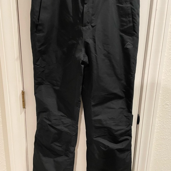 McKinley men’s Large MCK FROST ski pants with suspenders. 100% polyester - Picture 2 of 16